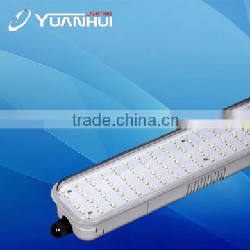 6 foot LED Aquaproof lighting fixture with high lumen