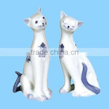 Novelty Ceramic Blue And White Porcelain Cat Figurine