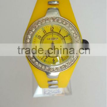 fashion popular stone plastic watch for women custom dial face plastic watch ladies