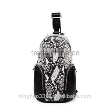 2016 new design messenger bag snake pattern leather bag men's fashion bag