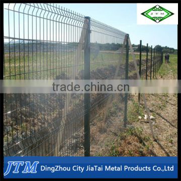 (17 years factory)Cheap wire mesh garden fence post plastic