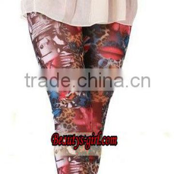 woman tiger printed leggings trousers