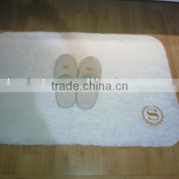Cotton hotel tufted bath rug