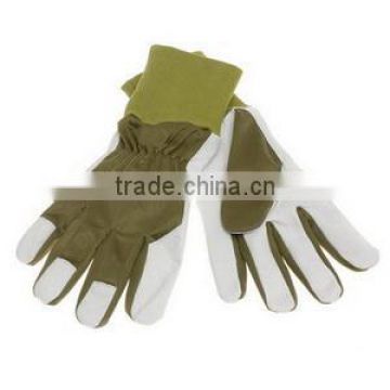 Gardening Gloves in Dark Olive Green Color