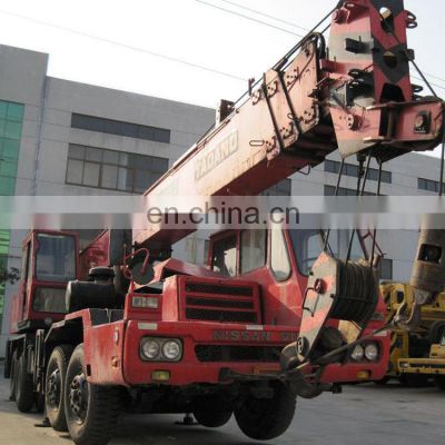 Used cheap TL300E truck crane, Japan made Tadano TL300E cranes for sale