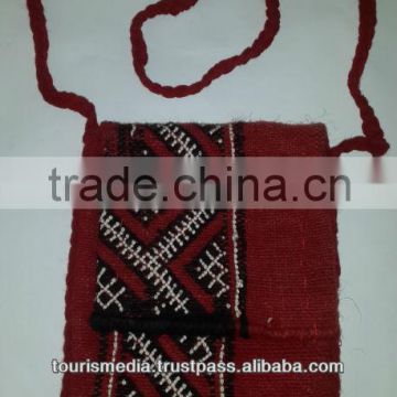 Handwoven kilim clutch bags handmade by moroccan berber women Wholesaler n7