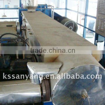 Screw extruder of PP spunbonded nonwoven fabric making machine