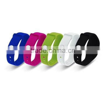 Nice bracelet wristband pedometer with Data sync to iPhone & Android Phones supporting Bluetooth V4.0