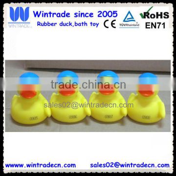 Custom Vinyl Toy Manufacturer Swimming Pool Toy Race Duck