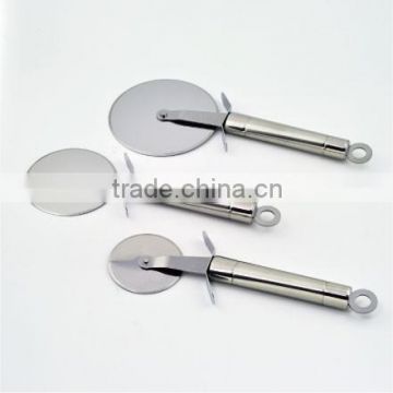 Eco-friendly pizza wheel cutter stainless steel pizza cutter with FDA LFGB certification