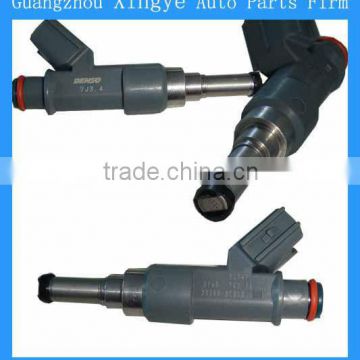 TOYOTA Fuel Injector OEM#: 23250-0C010