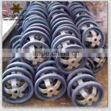 2016 Hot sale Track Roller for DT-75 Tractor spare parts