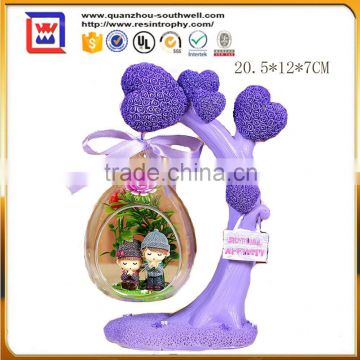 promotional purple weddings decoration and polyresin wedding souvenirs for decor
