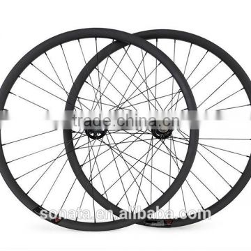 wholesale bicycle part disc brake 26 inch 22mm clincher mountain bike carbon wheelset MTB carbon wheels