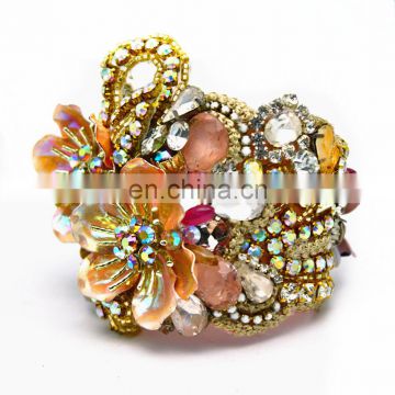 Aidocrystal Newest Design 2017 women gold flower bracelets Bridal Accessory Bangle