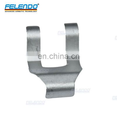 Head lamp washer jet retaining clips DYC000190 for Land Rover factory price high quality