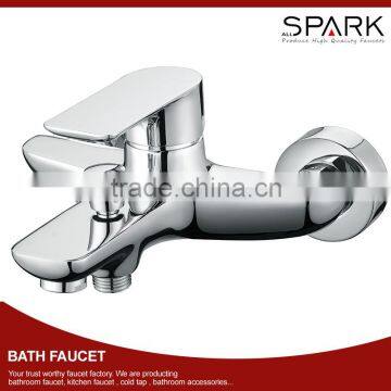 European bathroom brass bath tub faucet A15-305