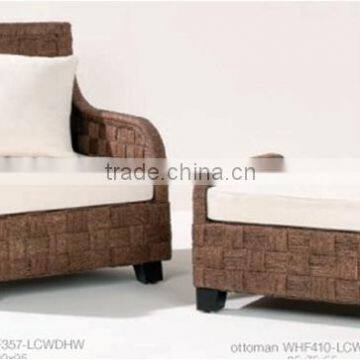 VSH-F269	Armchair with cushion