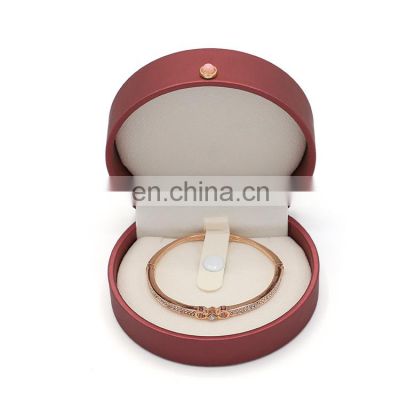 Wholesale luxury arch shape red pu leather jewelry box bracelet box OEM