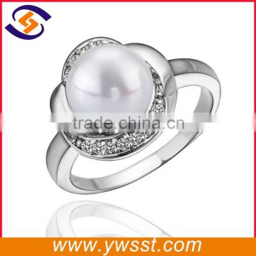 China Manufacturer European Cluster pearl ring designs for women