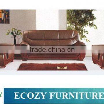 2014 latest new design wooden armrest leather sofa