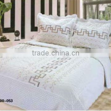 Custom embroidery quilt quilt set bedspread bedding set
