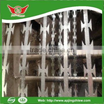 China manufacture durable razor barbed wire with factory price