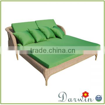 Cheap Patio Outdoor Wicker Rattan Round Daybed Metal Frame Sofa Bed