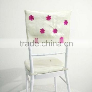 Cheap disposable chair cover with corochet flowers