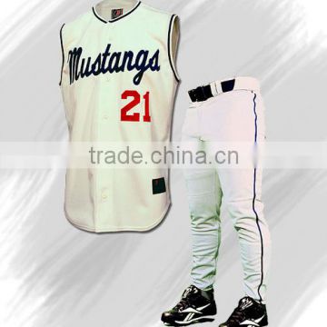 White baseball uniform, the latest hot and cool baseball player