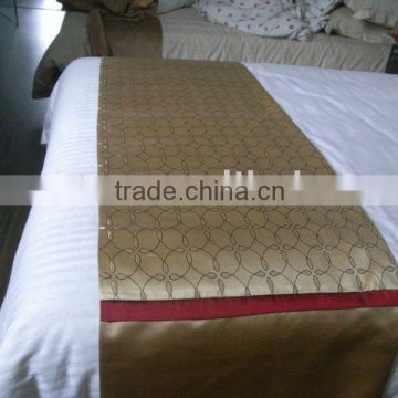 100% Polyester hotel Bed Runner and bed spread