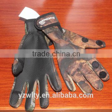 Finger folded Camo Neoprene gloves fishing gloves                        
                                                Quality Choice