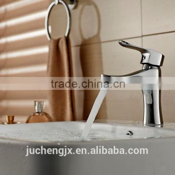 Low lead brass basin faucet