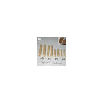 wooden dowel in in different sizes