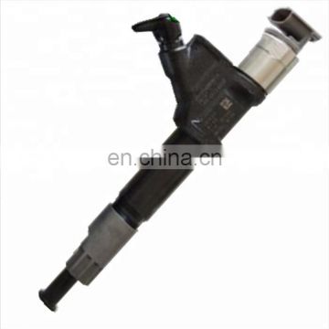 Howo truck engine fuel injector 095000-8100 / VG1096080010