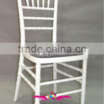 resin wedding and event colorful chiavari chair