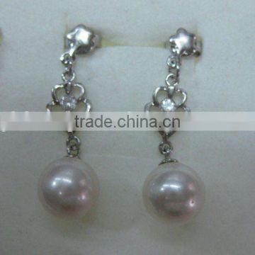 grace designed pearl beads earring