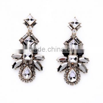 In stock 2016 Fashion Dangle Long Earring New Design Wholesale High quality Jewelry SKC1593