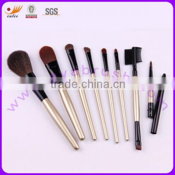 8-Piece Cosmetic Brush Set with Wooden Handle in Assorted Colors