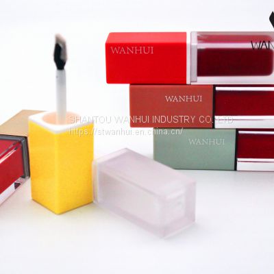LP008 Wholesale Empty Transparent Square Lip Gloss Tube Container with Private Logo