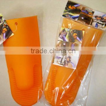 heat and slip resistant long non-stick silicone gloves