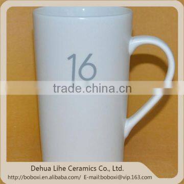 Eco-friendly 16oz white ceramic coffee mug with big handle                        
                                                Quality Choice