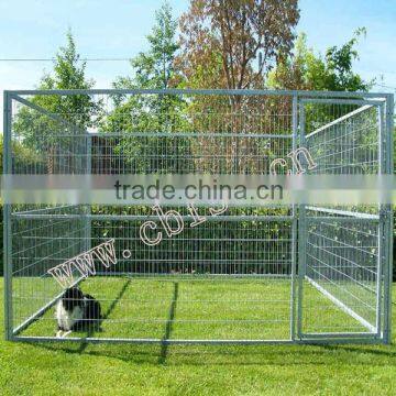 Low cost wire mesh fence from China factory
