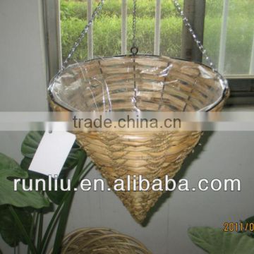 reed haging basket