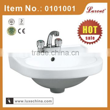 17 inch Ceramic white color single wash basin