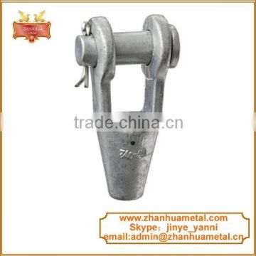Forged spelter wire rope socket with pin