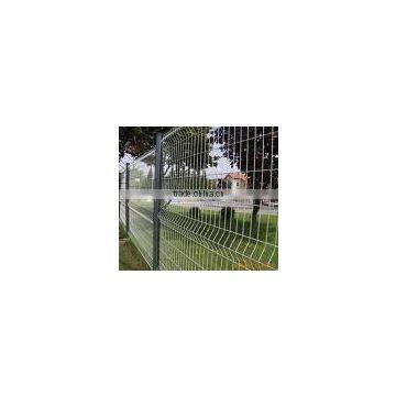 wire mesh fence