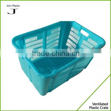 Nesting plastic basket for fruit