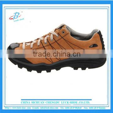 brown Cool men's Hiking shoes comfortable shoes high quality climbing shoe