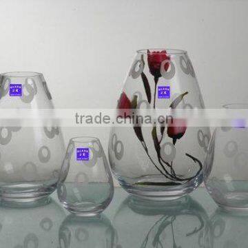 transparant mouth blown glass vase